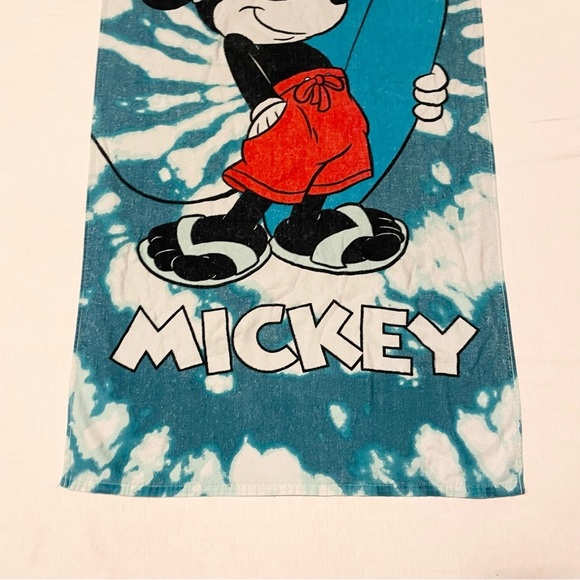 Vintage Disney Mickey Mouse Surfing Beach Towel - Picture 4 of 16